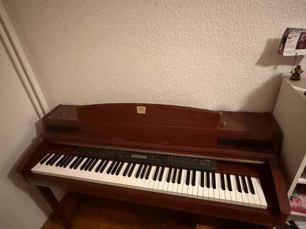 Digitalpiano Yamaha CLP-270 Clavinova kaufen gebraucht occasion musikbörse ricardo.ch