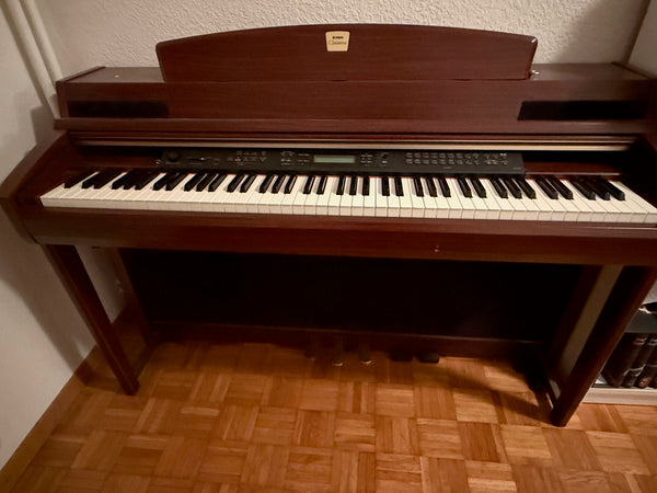 Digitalpiano Yamaha CLP-270 Clavinova kaufen gebraucht occasion musikbörse ricardo.ch