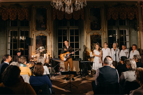 Aaron Wälchli Singer Songwriter Schweiz buchen Konzert Hochzeit