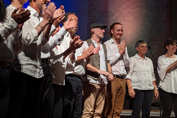 Aaron Wälchli Singer Songwriter Schweiz buchen Konzert Hochzeit