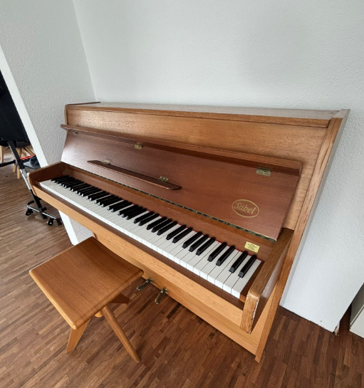 Klavier Sabel 102 M kaufen gebraucht occasion musikbörse ricardo.ch